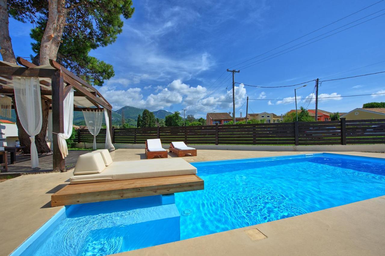 Beach Villa Christina By Posarellivillas Acharavi  Luaran gambar