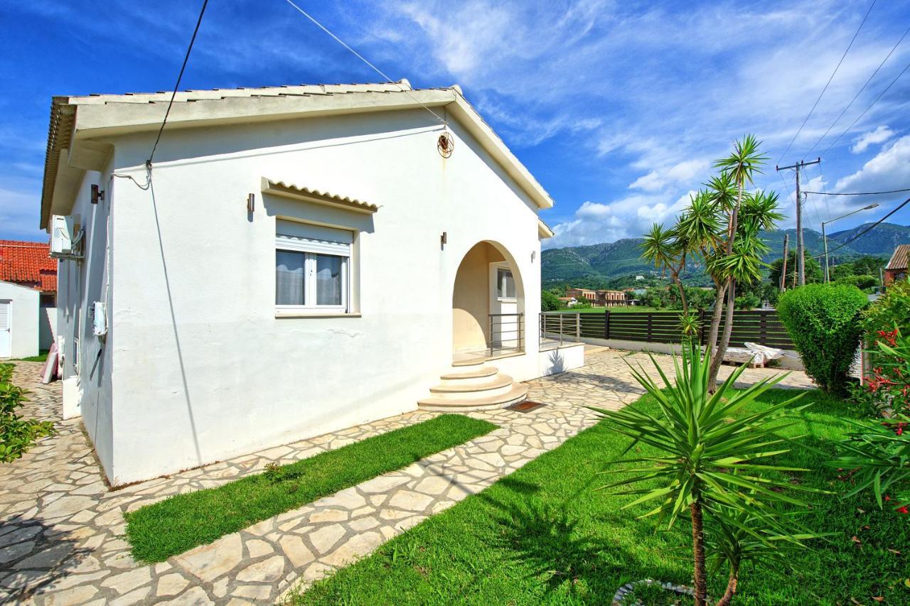 Beach Villa Christina By Posarellivillas Acharavi  Luaran gambar